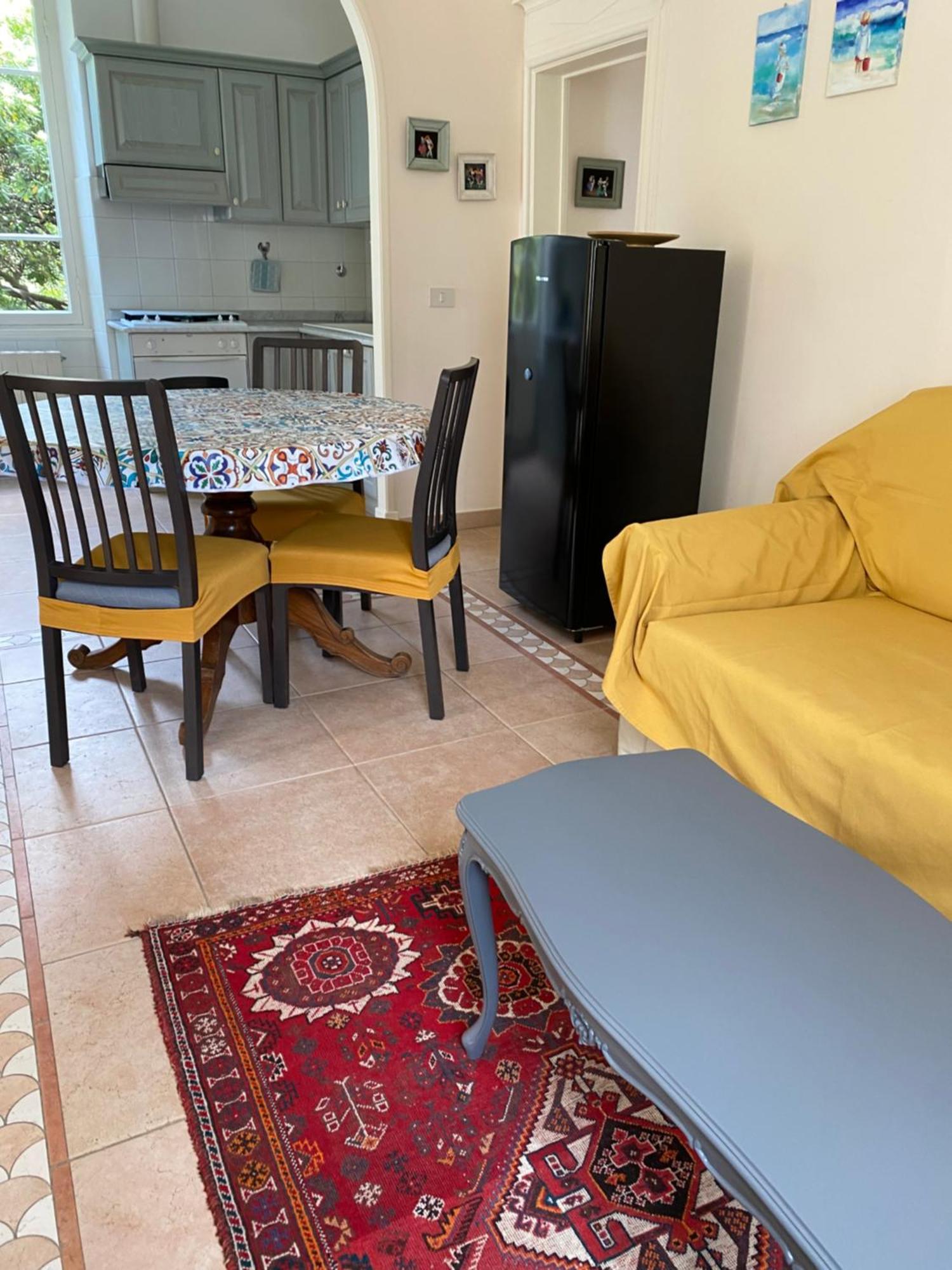 Villa Angelina - Casa Glicine فاليكروسيا المظهر الخارجي الصورة